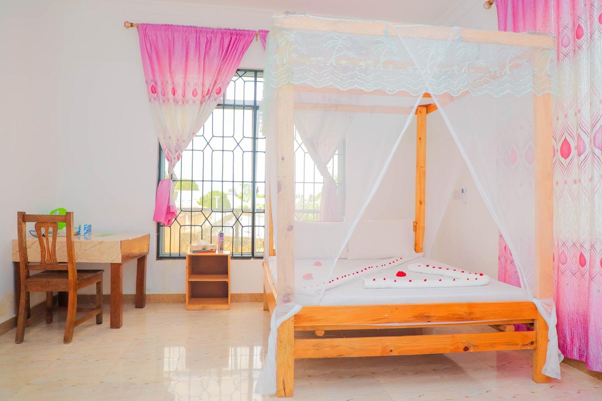 Raha House Bed & Breakfast Nungwi Bagian luar foto