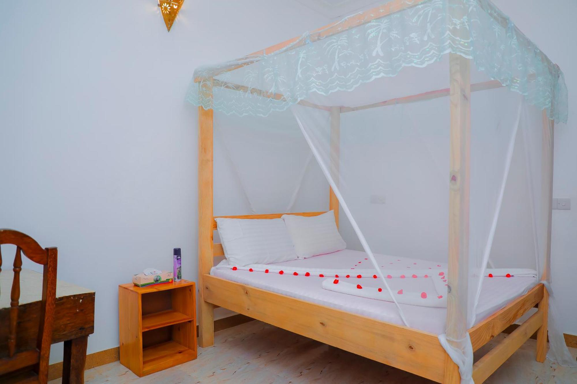 Raha House Bed & Breakfast Nungwi Bagian luar foto
